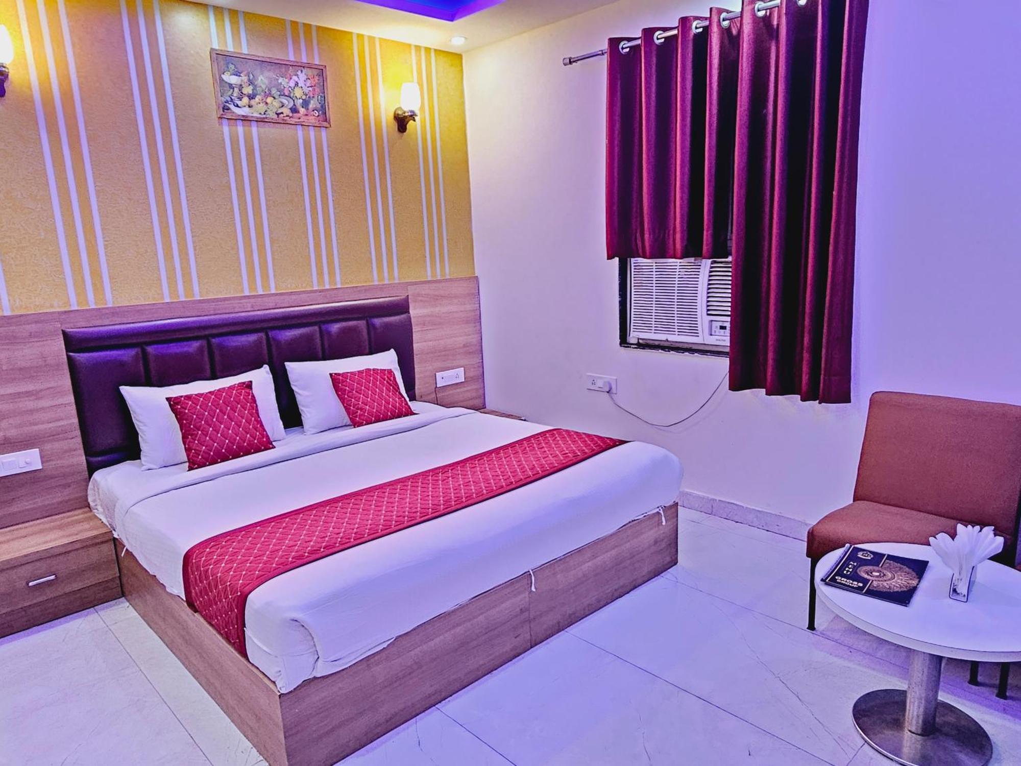Hotel Gross Inn Near Igi Airport ニューデリー エクステリア 写真